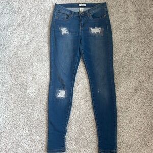 Mudd Low rise distressed jeggings size 5